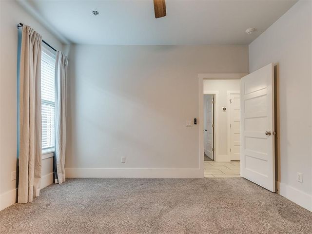 516 Sailboat Bridge Way, Edmond, OK 73034