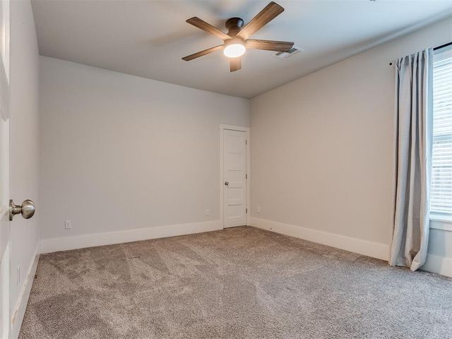 516 Sailboat Bridge Way, Edmond, OK 73034
