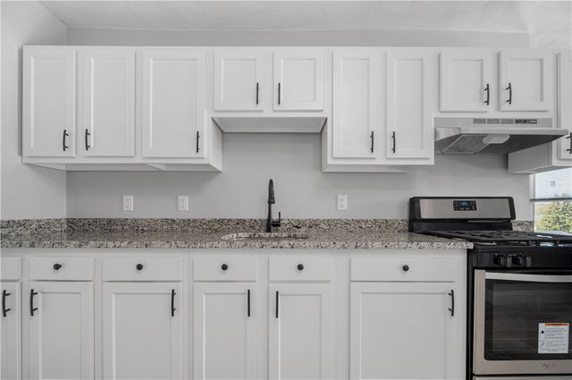 92 Spring Street, Lincoln, RI 02838