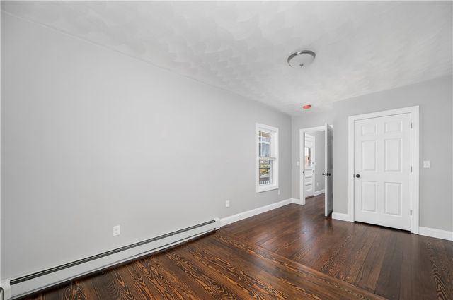 92 Spring Street, Lincoln, RI 02838