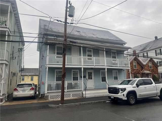 92 Spring Street, Lincoln, RI 02838