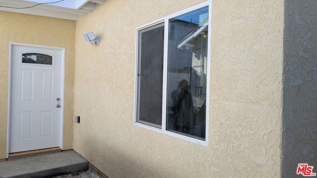 416 E 101st Street, Los Angeles, CA 90003