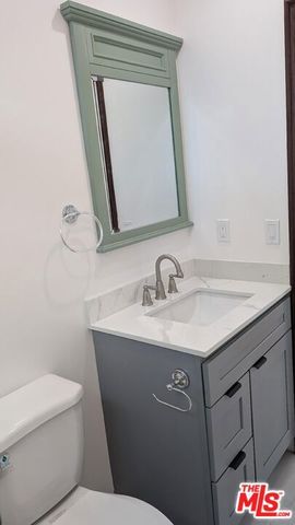 416 E 101st Street, Los Angeles, CA 90003
