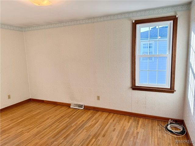 1912 Creekside Drive, Grand Island, NY 14072