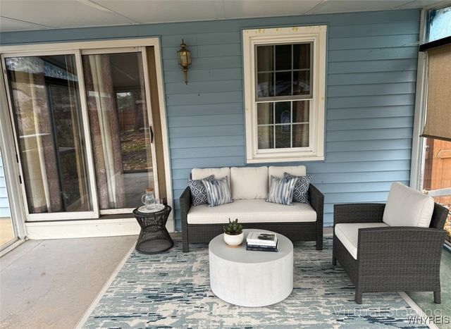 1912 Creekside Drive, Grand Island, NY 14072