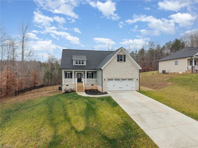 3086 Wesley Farm Lane, Sophia, NC 27350