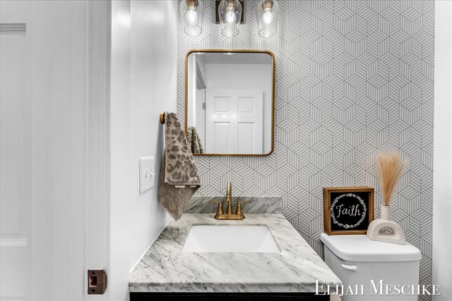 6771 Juneview Court, Rockford, MI 49341