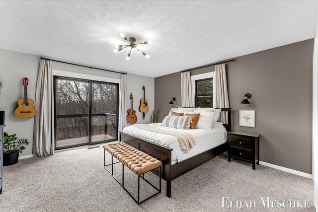 6771 Juneview Court, Rockford, MI 49341