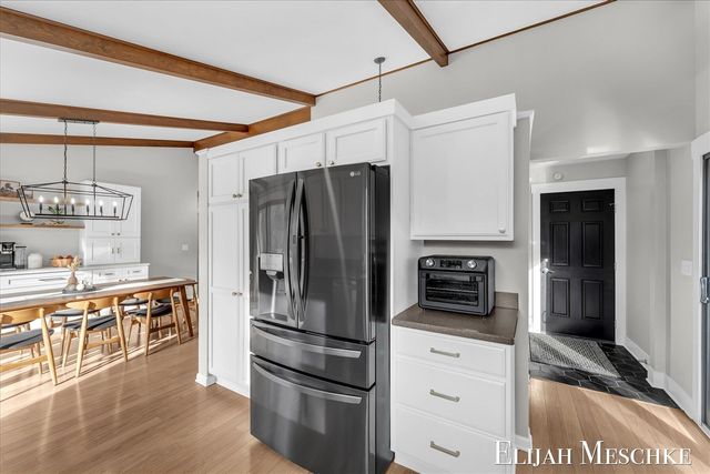 6771 Juneview Court, Rockford, MI 49341