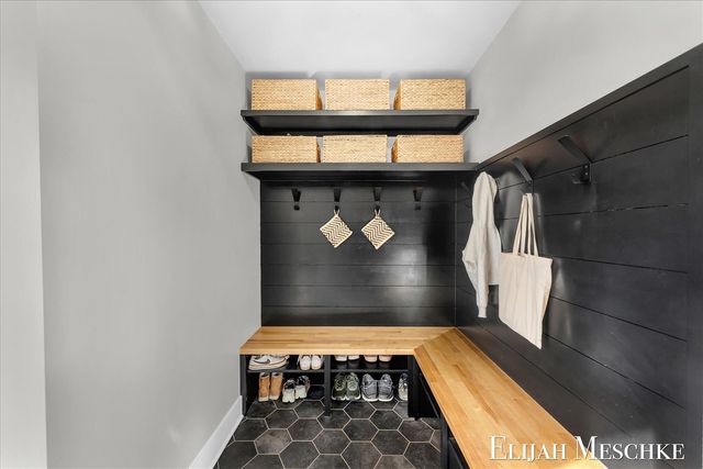 6771 Juneview Court, Rockford, MI 49341