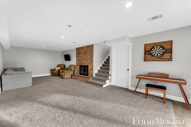 6771 Juneview Court, Rockford, MI 49341