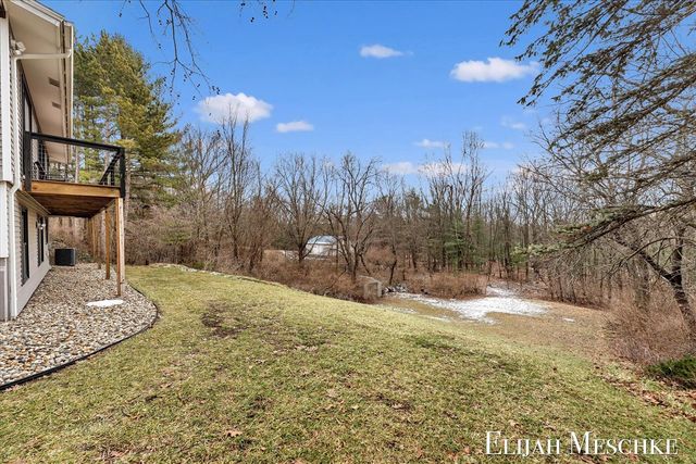 6771 Juneview Court, Rockford, MI 49341