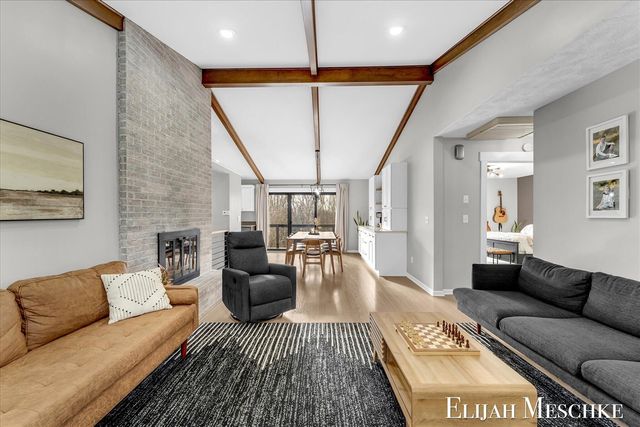 6771 Juneview Court, Rockford, MI 49341