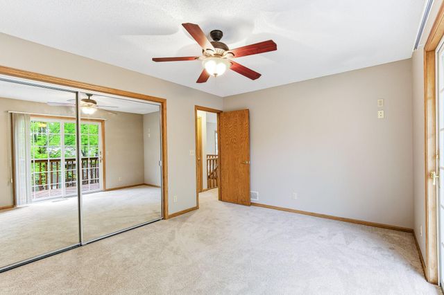 5518 Oakgreen Place N, Oak Park Heights, MN 55082