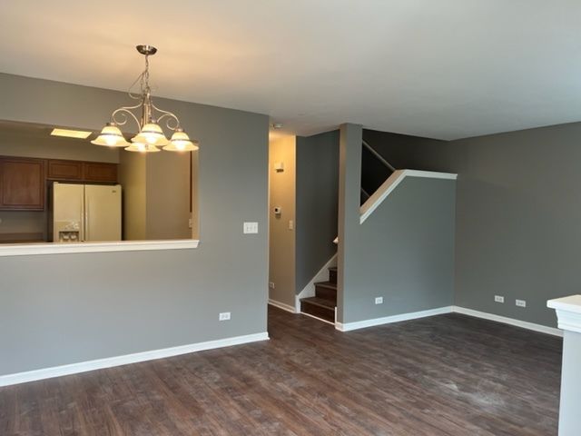 616 Lincoln Station Drive, Oswego, IL 60543