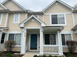 616 Lincoln Station Drive, Oswego, IL 60543
