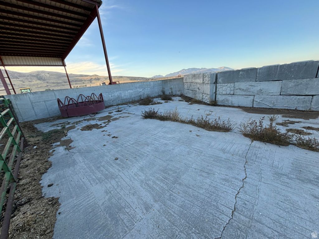 Image 33 of property listing at 3322 W 5600 S, Weston, ID 83286