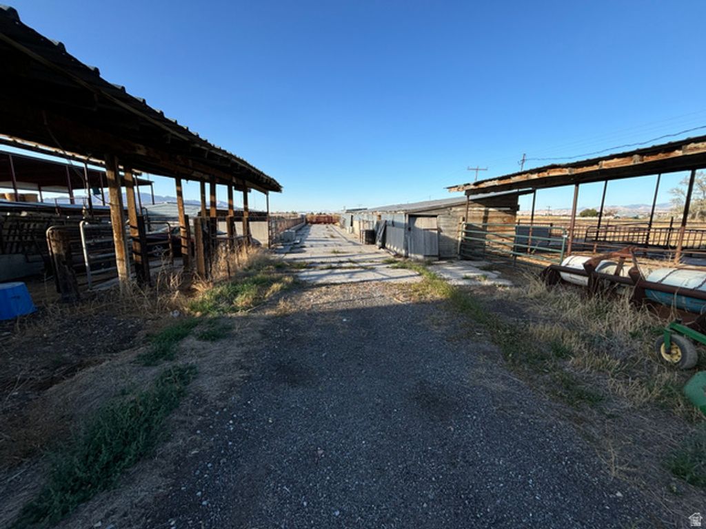 Image 39 of property listing at 3322 W 5600 S, Weston, ID 83286