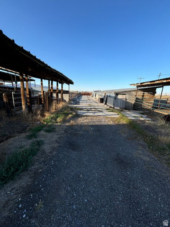 Image 40 of property listing at 3322 W 5600 S, Weston, ID 83286