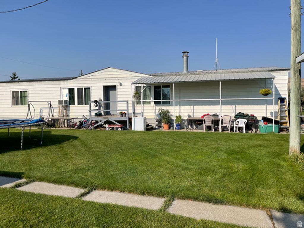 Image 6 of property listing at 3322 W 5600 S, Weston, ID 83286