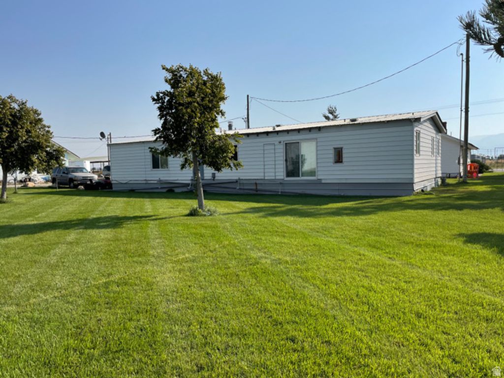 Image 7 of property listing at 3322 W 5600 S, Weston, ID 83286