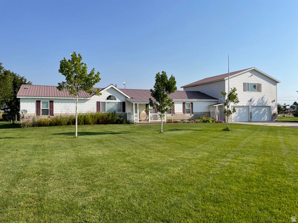 Image 8 of property listing at 3322 W 5600 S, Weston, ID 83286