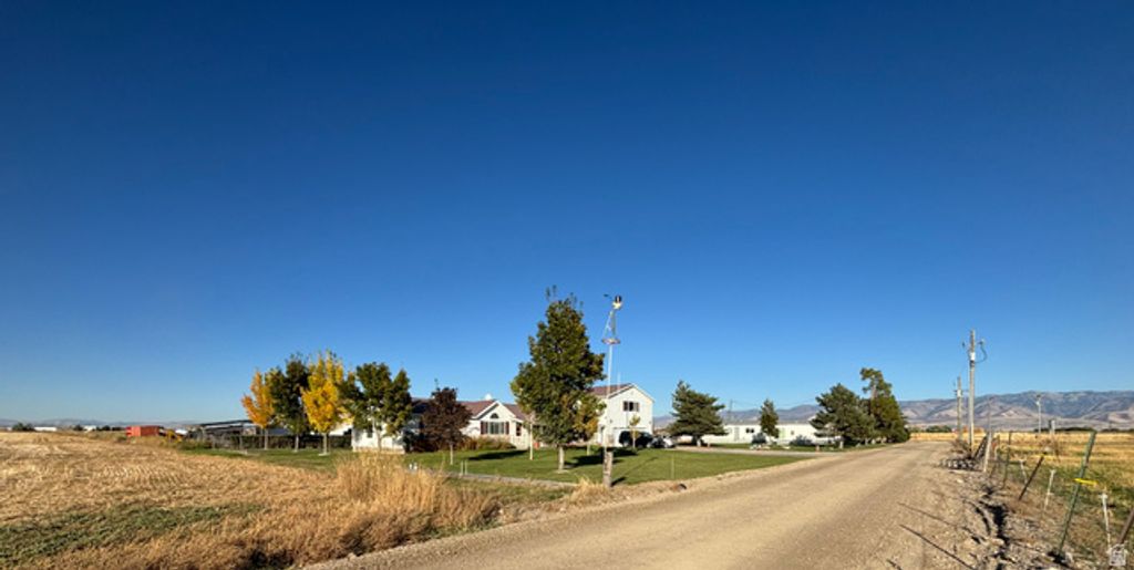 Image 9 of property listing at 3322 W 5600 S, Weston, ID 83286