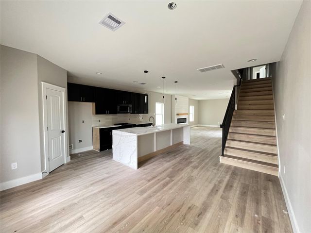 8010 Cora Street, Houston, TX 77088