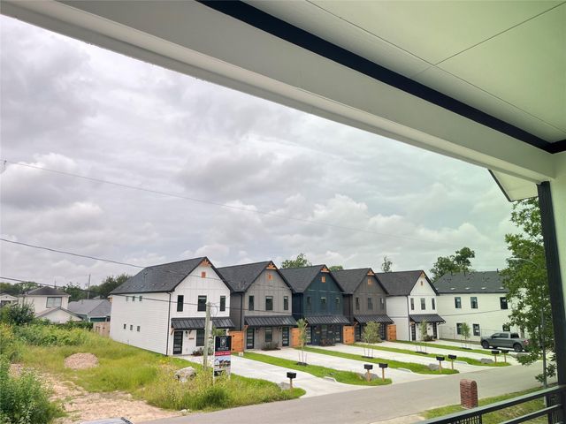 8010 Cora Street, Houston, TX 77088
