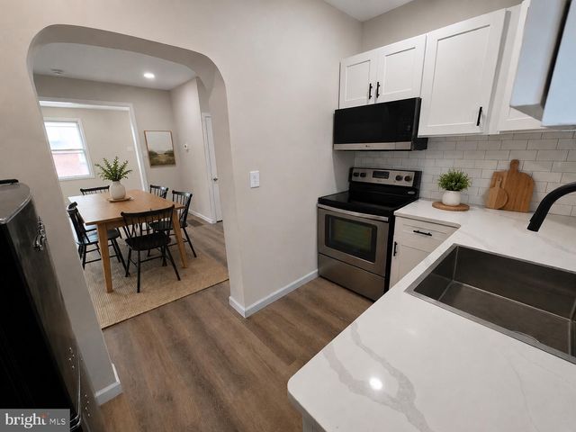 1302 N FARSON ST, Philadelphia, PA 19131