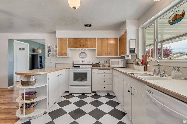 4898 S 1575 W, Taylorsville, UT 84123