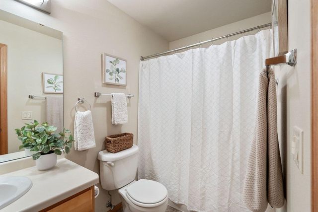 127 Carriage Way, Deforest, WI 53532