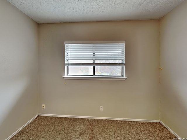 7715 Skyline Ridge, San Antonio, TX 78239