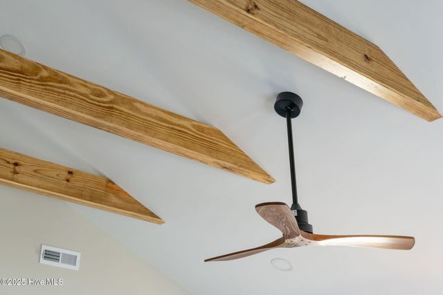 333 N Dyson Street, Holly Ridge, NC 28445