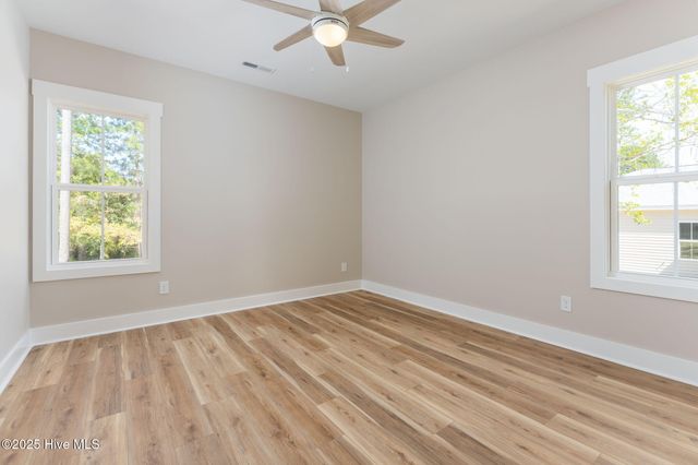 333 N Dyson Street, Holly Ridge, NC 28445