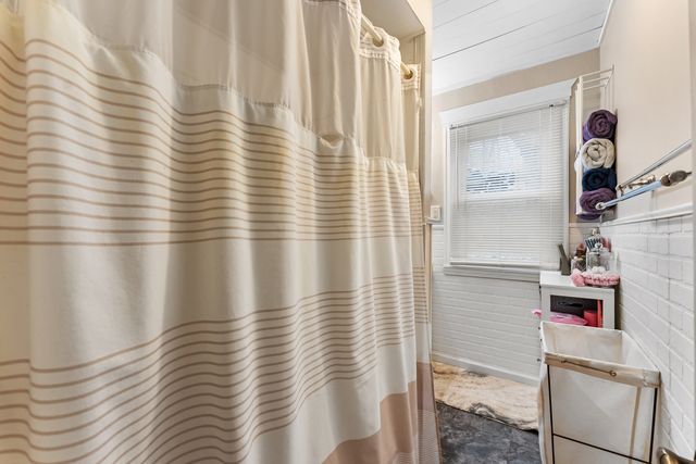 3118 Indian Road, Davenport, IA 52802