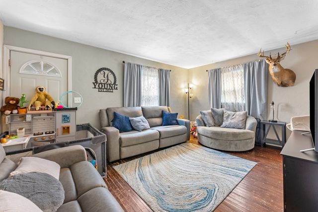 3118 Indian Road, Davenport, IA 52802