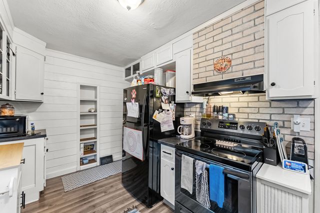 3118 Indian Road, Davenport, IA 52802