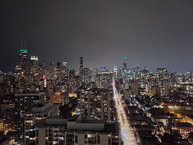 1560 N Sandburg Terrace 4301-4303, Chicago, IL 60610