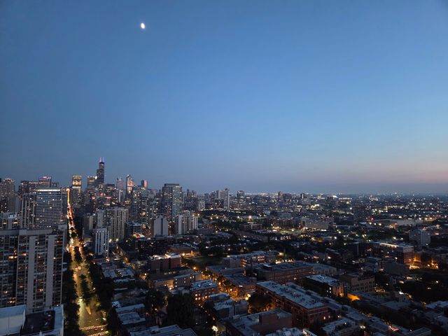 1560 N Sandburg Terrace 4301-4303, Chicago, IL 60610