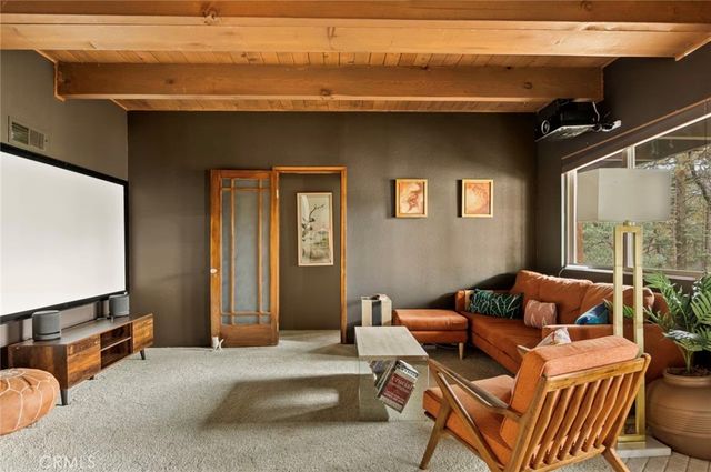 904 Sandalwood, Lake Arrowhead, CA 92352