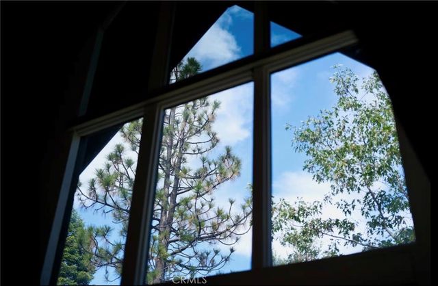 904 Sandalwood, Lake Arrowhead, CA 92352