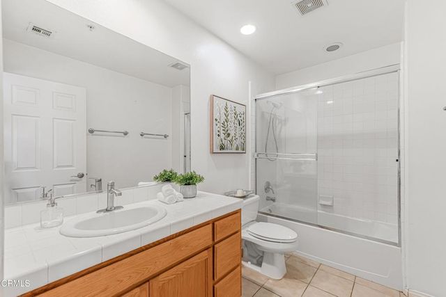833 Dunes Street, Oxnard, CA 93035