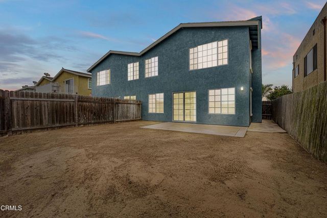 833 Dunes Street, Oxnard, CA 93035