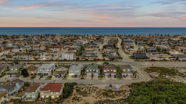 833 Dunes Street, Oxnard, CA 93035
