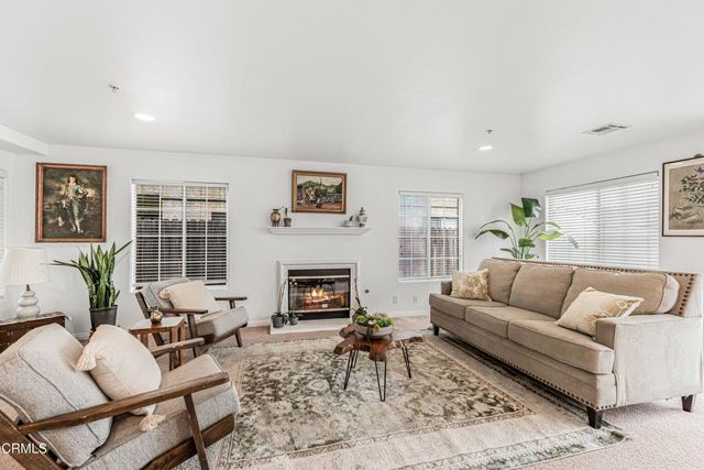 833 Dunes Street, Oxnard, CA 93035