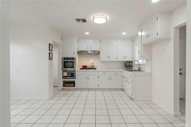 5817 Gary, Bakersfield, CA 93307