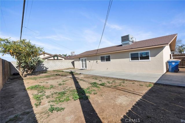 5817 Gary, Bakersfield, CA 93307