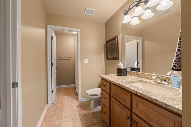 10374 HERONS RIDGE CV, Lakeland, TN 38002