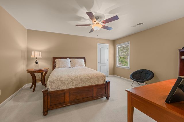 10374 HERONS RIDGE CV, Lakeland, TN 38002